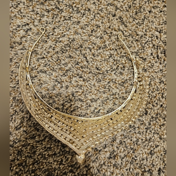 Wedding crown - Picture 4 of 8